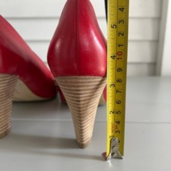 Franco Sarto Fanatic Red Leather Studded Peep Toe Pumps Stacked Heel Size 10M - Picture 12 of 14